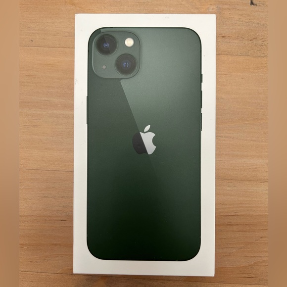 Apple - Iphone 13 - Box and Charger - Picture 3 of 4